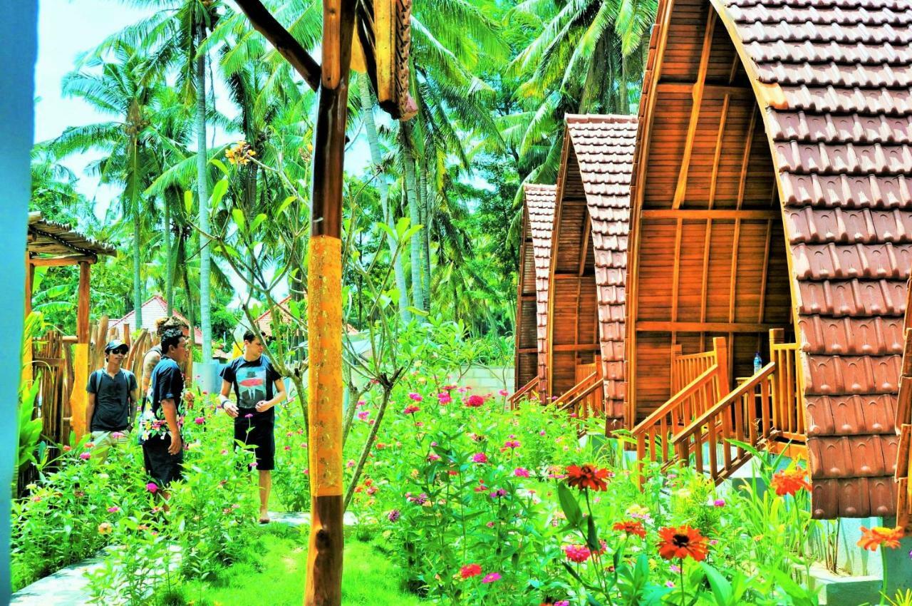 The Peace Arta Bungalow Batununggul Luaran gambar