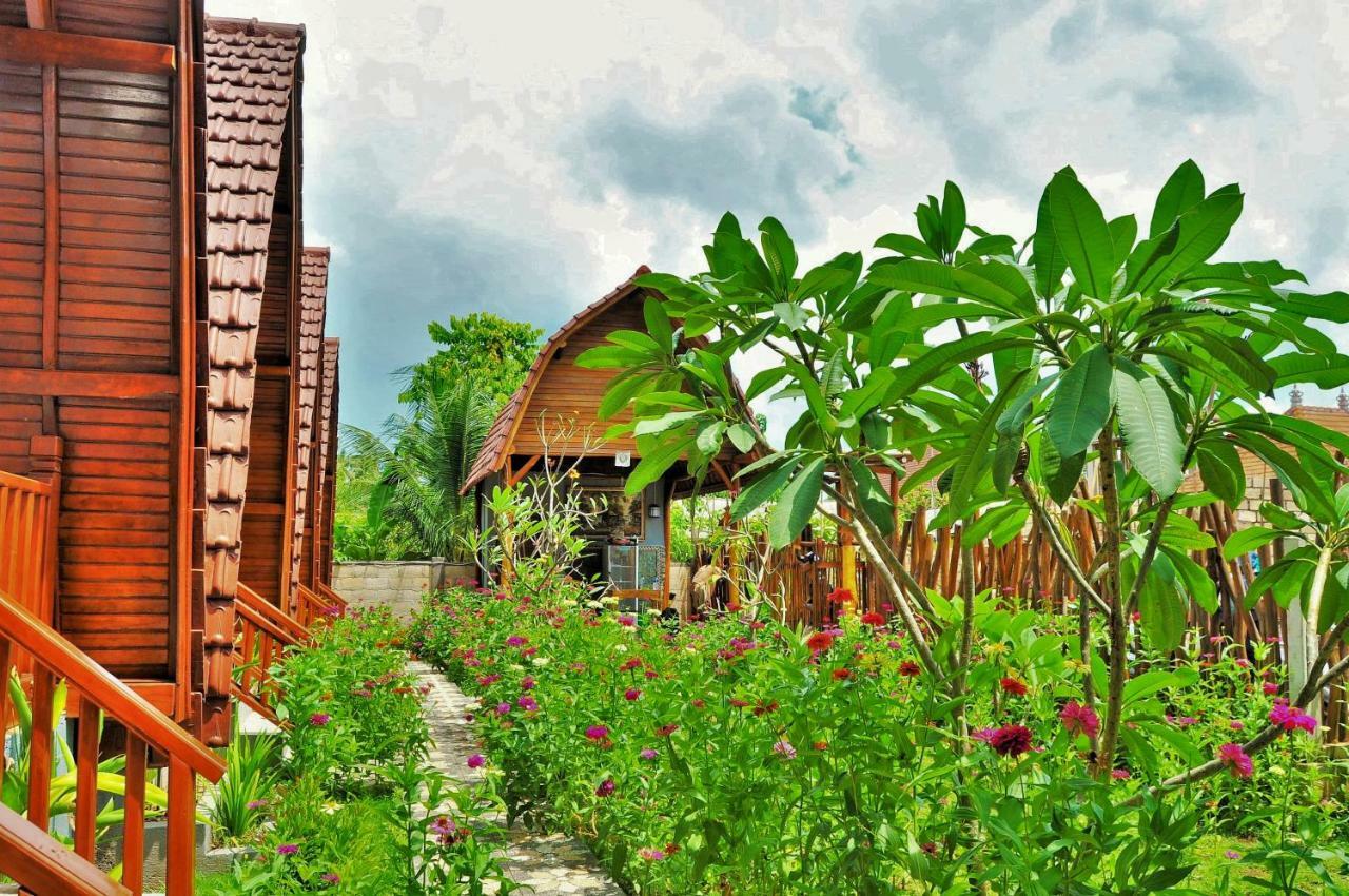 The Peace Arta Bungalow Batununggul Luaran gambar