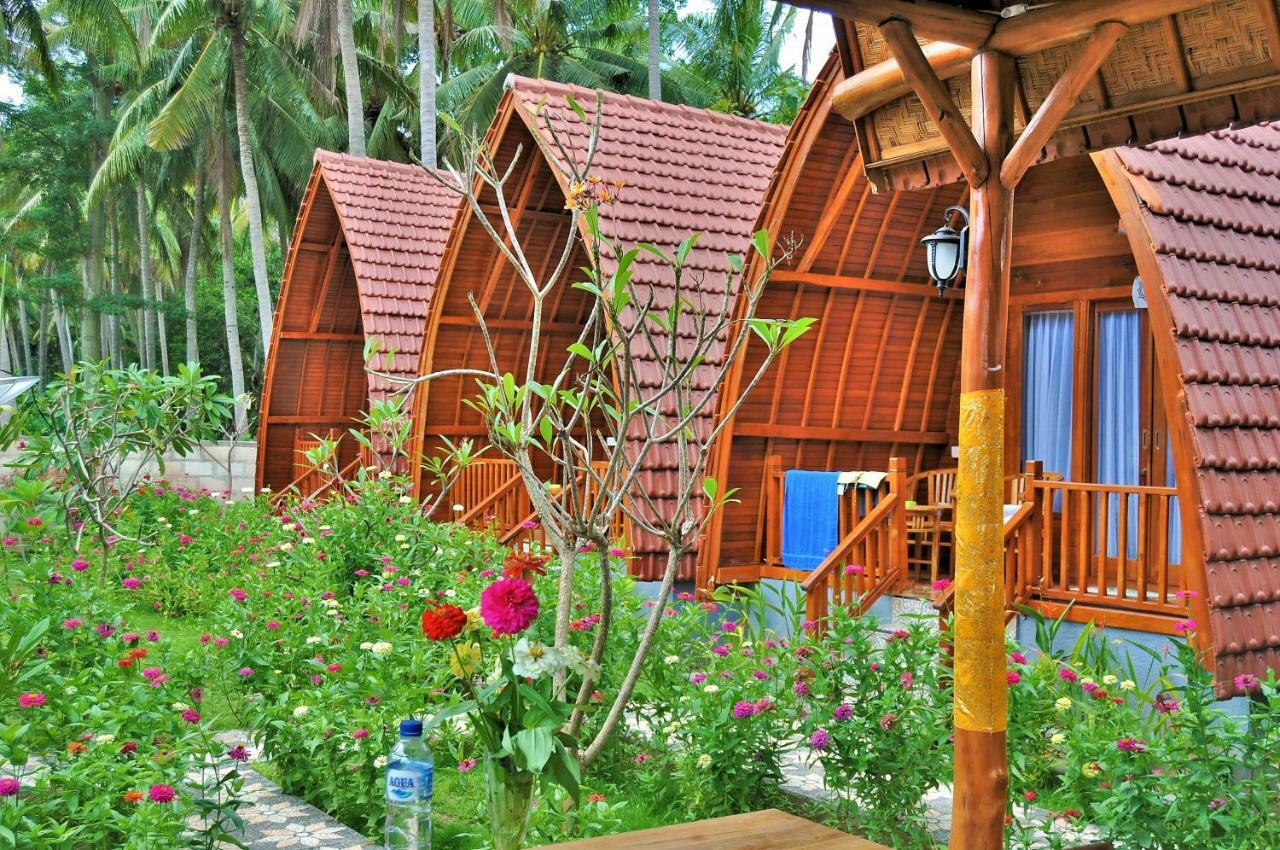 The Peace Arta Bungalow Batununggul Luaran gambar